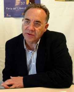 "No nos damos suficientemente cuenta de la belleza, importancia y trascendencia asombrosa que tiene nuestra lengua."
