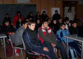30 alumnos de Secundaria han participado en la segunda jornada de Cineforum organizada por el CIL de Íscar