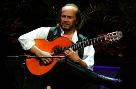 Paco de Lucía, primer autor español investido "Honoris Causa" por la Universidad de Berklee