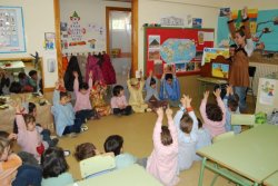 El Centro de Integración Local de Santa Marta colabora en la 1ª Semana Intercultural del CEIP Carmen Martín Gaite.
