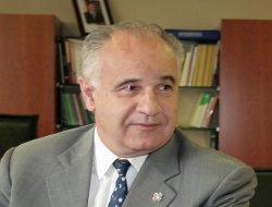 Aumenta la dotacion a Cruz Roja concedida por el Gobierno Valenciano para acoger inmigrantes desplazados desde Canarias, Ceuta y Melilla