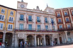 El Ayuntamiento de Burgos solicita una subvención a la Junta de Castilla y león para llevara cabo programas en materia de Inmigración