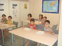 Apoyo escolar y lingüístico para niños en el CIL de Briviesca